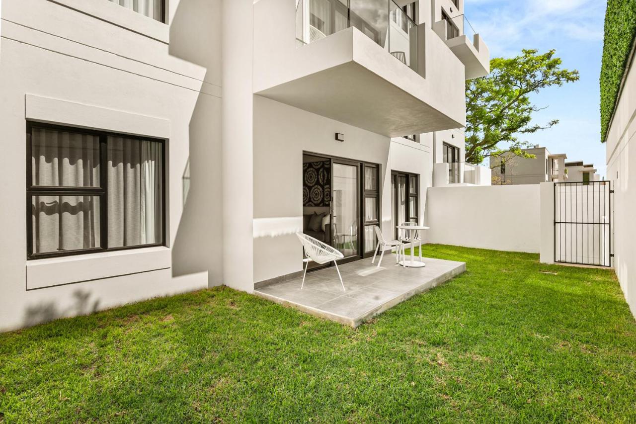 יוהנסבורג The Monroe Luxury Apartments מראה חיצוני תמונה